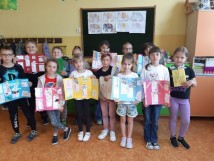 2b lubi czytać Po czwarte "Detektyw Pozytywka".