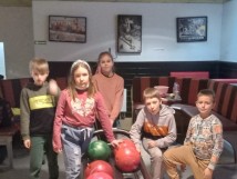 Ciąg dalszy świętowania Dnia Kobiet w kręgielni Renoma...integracja klasy 3a i 3b.
