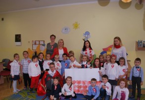 Patriotyczne spotkanie z przedszkolakami
