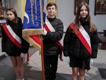 Poczet Sztandarowy podczas poświęcenia Sztandaru Szkoły Podstawowej nr 6