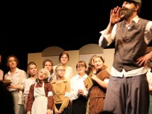 Uczniowie klasy III a na deskach teatru!