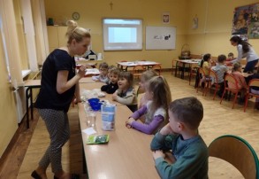 Uniwersytet Trzynastkowy  Woda to dar - Indianie wśród żywiołów