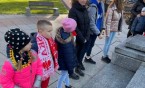 "1+8=integracja" - W ramach projektu klasy 1a i 8b wybrały się pod pomnik Czynu Powstańczego-…