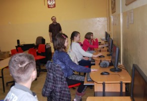 Lekcja prawa dla dzieci w SP 13