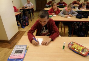 „100 pozdrowień na 100- lecie Niepodległości” w SP 13