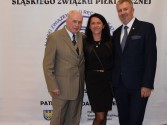 Na zdjęciu Sylwia Styperk z Prezesem Śl.ZPR Marcinem Zubkiem oraz  byłym trenerem laureatki…
