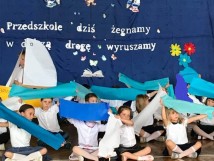 „Przedszkole dziś żegnamy, w dalszą drogę wyruszamy”