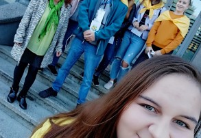 Wolontariusze ze Śniadka na rzecz fundacji "Dzieło Nowego Tysiąclecia"