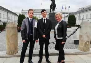 "Śniadek" w służbie historii