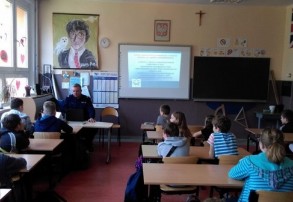 Cyberprzestępczość - spotkanie z Dzielnicowym KMP Siemianowice Śląskie w SP 6
