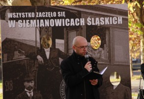 "Myśląc - Ojczyzna"