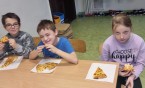 Dalszy ciąg Mikołajek w klasach 3. Wczorajsze świętowanie rozpoczęliśmy w Multikinie. Był…