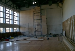 BUDOWA ŚCIANKI WSPINACZKOWEJ w SP NR 16