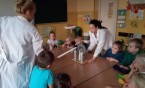 Doświadczenia i eksperymenty  - zajęcia dla przedszkolaków w Szkole Podstawowej nr 4