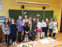 Dzień Kobiet w kl. 3a.