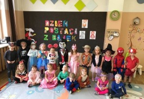 Dzień Postaci z Bajek w oddziale przedszkolnym w SP16