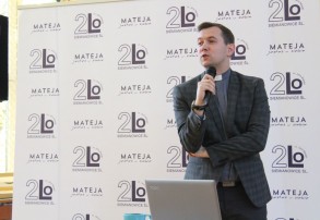 W Matei akademicko o psychologii i filozofii