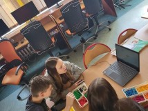 Klasa 7a buduje i programuje