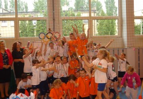 I SIEMIANOWICKA OLIMPIADA PIERWSZOKLASISTÓW NA SPORTOWO I WESOŁO W SP NR 1
