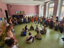 Klasy 1-3 tym razem w podróży do Tajlandii