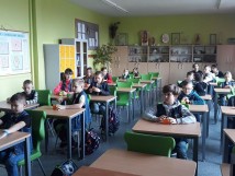 MISTRZOWIE W UKŁADANIU KOSTKI RUBIKA