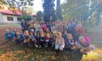 W ramach projektu „Z kulturą ci do twarzy” klasy II meldują się na wycieczce w nadleśnictwie…
