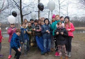 Uczniowie SP 6 pożegnali smoga