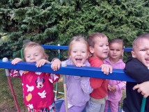 "Sarenkowe" zabawy w ogrodzie. Chwytamy ostatnie letnie promienie słońca 