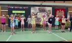 Mini pokaz Wielkich talentów! Uczniowie klas trzecich na Zakończeniu Roku Szkolnego.