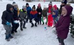 Gry i zabawy ruchowe na śniegu w klasie 1b