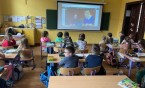 Uczniowie klas 1-3 uczestniczyli w dniu dzisiejszym w spektaklu online pt. „PLASTUSIOWY PAMIĘTNIK”