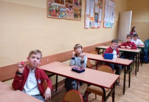 Matematyczne wędrówki z patronem w SP13