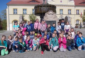 Uczniowie i uczennice z SP 6 na "zielonej szkole"