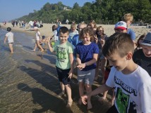 Przywitaliśmy się z morzem, zjedliśmy pyszną kolację, rozlokowaliśmy się w pokojach i już śpimy,…