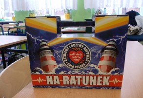 "Ratujemy i uczymy ratować" w SP 6