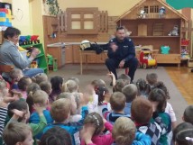 Wizyta policjanta w Przedszkolu Nr 18