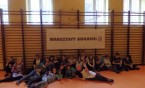 Klasy szóste na warsztatach "Bokashi"