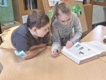 Zajęcia biblioteczne w klasie 2a.