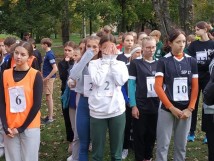 Uczennice klas starszych na zawodach rejonowych.