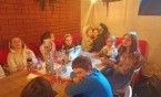 Klasa 4b integracyjnie- pikantnie i na słodko, koniecznie z ananasem.