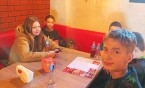 Wyjście  mikołajkowe klas 5b i  6b. Smacznie, miło i świątecznie.