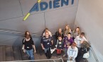 Klasa 8b na warsztatach z Akademii Przedsiębiorczości w firmie ADIENT 