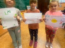 W ramach projektu „Wirtualne podróże”- klasa 2a wykonała notatki graficzne o lesie-taki sposób na…