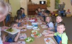 Dzieciaki z 18stki robią zdrowe kanapki