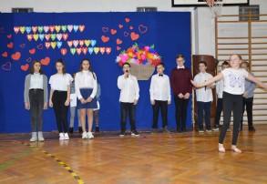 Walentynkowy koncert dla Babci i Dziadka w SP16