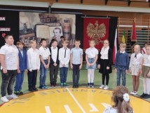 Uroczysty apel z okazji 104 rocznicy odzyskania przez Polskę Niepodległości.