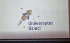 Klasa 1a przystąpiła do projektu Uniwersytetu Dzieci- Ciekawskie pierwszaki. Jak poznawać świat w…
