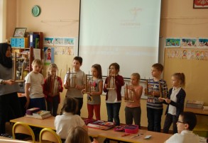 Zajęcia z wolontariuszami w SP13