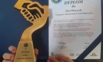 MAJA PŁASZCZYK z COGITO-LAUREATEM W KATEGORII WOLONTARIAT  INDYWIDUALNY