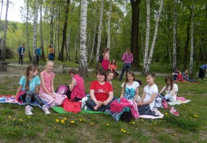 Uczniowie SP 13 na łonie natury